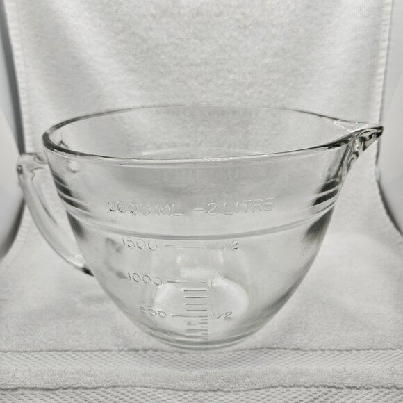 Anchor Hocking 8 Cup 2 Quart Measuring Cup Batter Bowl Glass 88 USA 17 - Picture 3 of 7